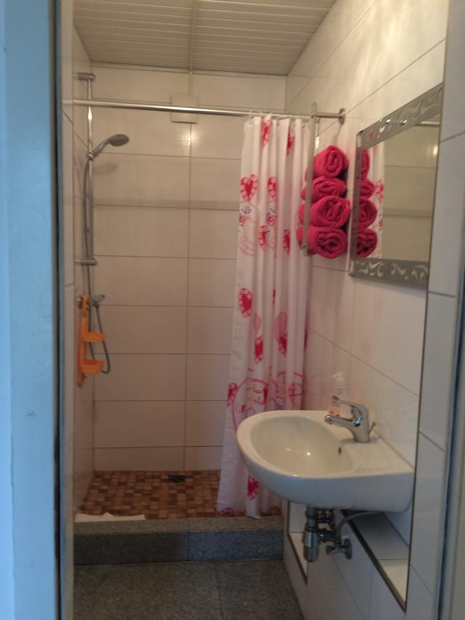 Ferienwohnung Rosi Stoppa Бург Екстериор снимка